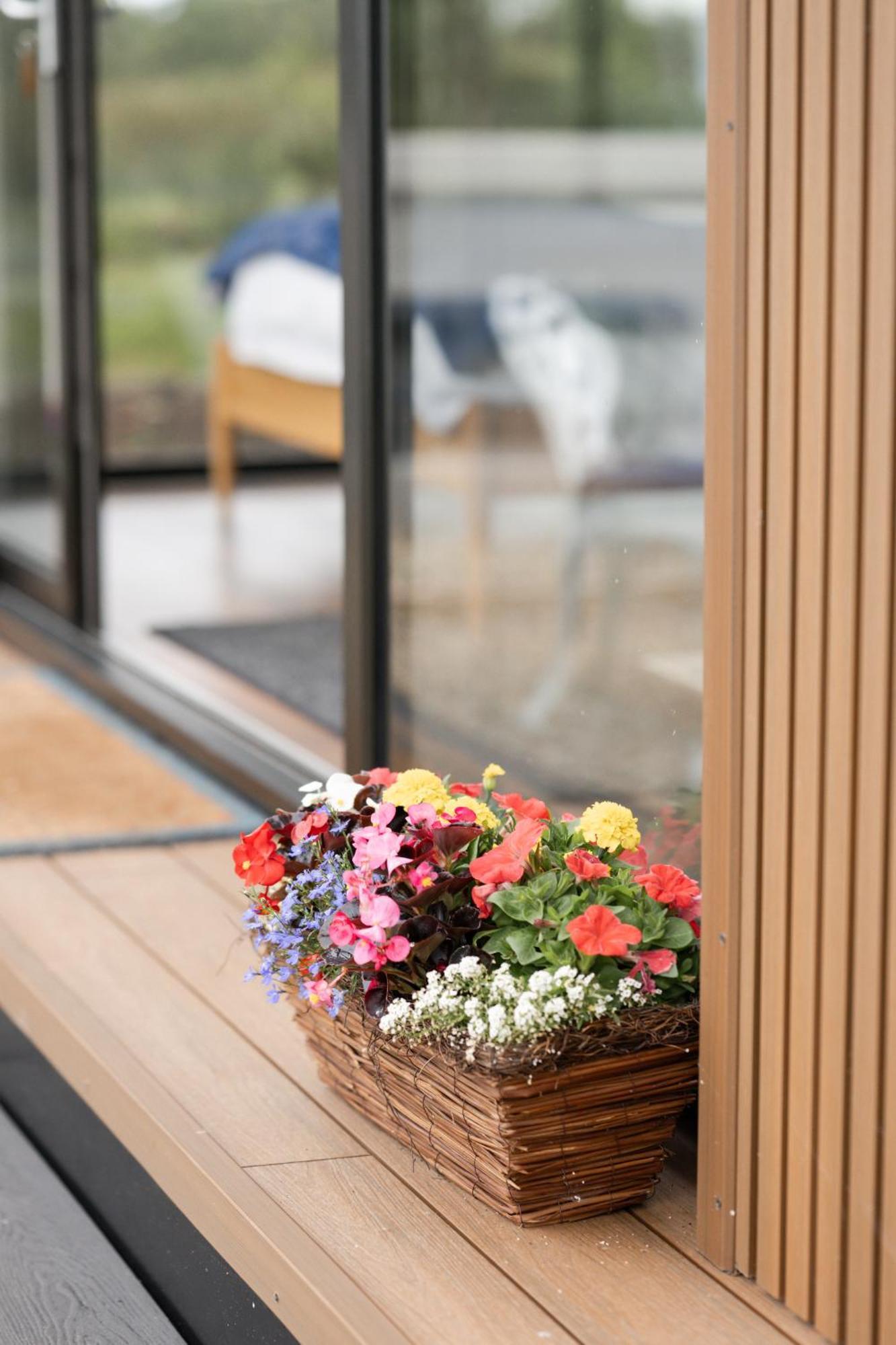 Lakescape - Waterfront Self- Catering Cabins Enniskillen Dış mekan fotoğraf